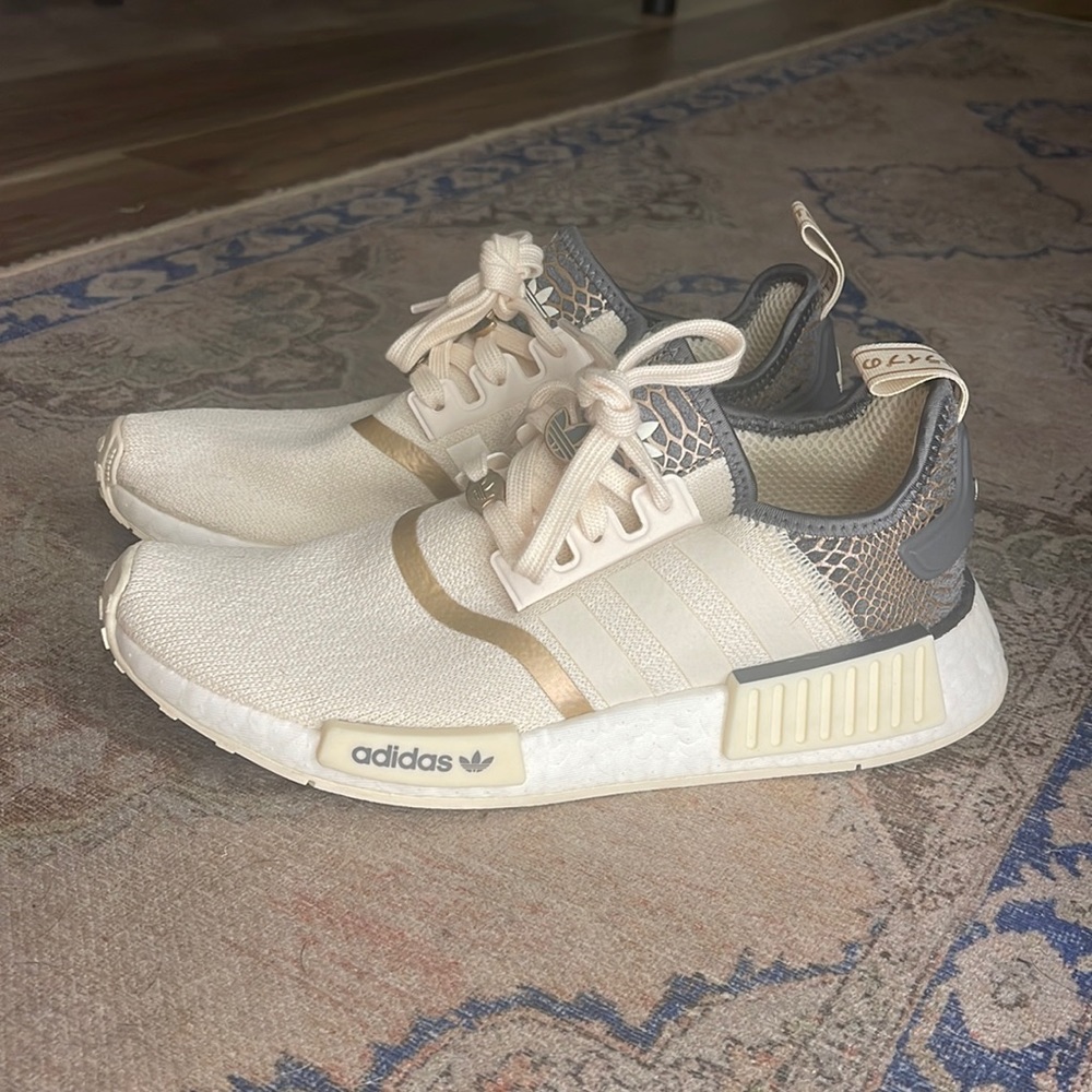 Womens ADIDAS sneakers